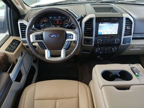 Used 2018 Ford F150 Lariat image 12