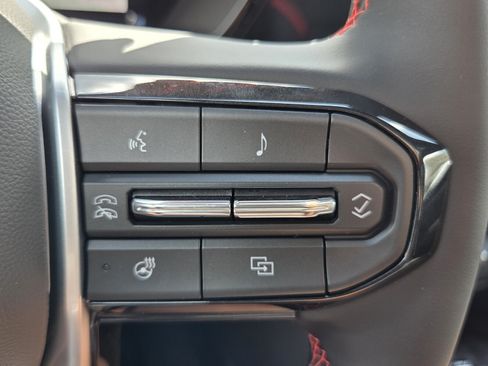 New 2026 Chevrolet Colorado Z71 w/ Technology Package AWD/4WD image 18