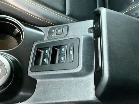 Used 2022 Ford Bronco Badlands AWD/4WD image 32