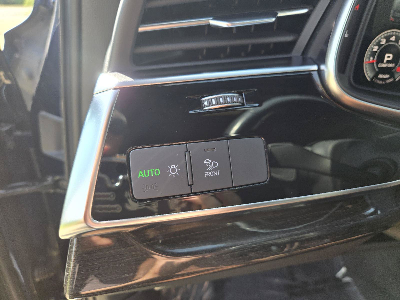 Used 2022 Audi Q7 2.0T Premium Plus w/ Premium Plus Package AWD/4WD image 16