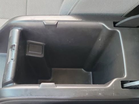 Used 2018 Chevrolet Colorado W/T w/ Custom Special Edition image 14