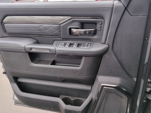 New 2026 RAM 2500 Limited image 13