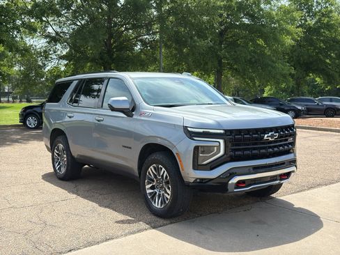 Certified 2025 Chevrolet Tahoe Z71 AWD/4WD image 1