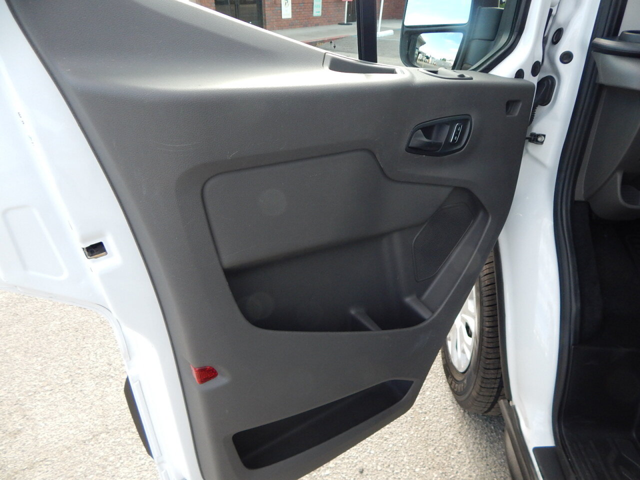 Used 2024 Ford Transit 350 XLT RWD image 19