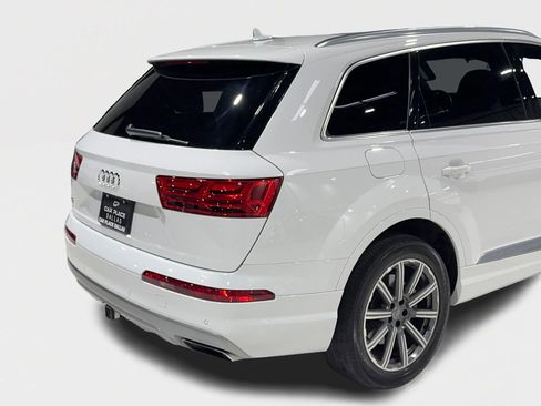Used 2019 Audi Q7 3.0T Premium w/ Convenience Package image 14