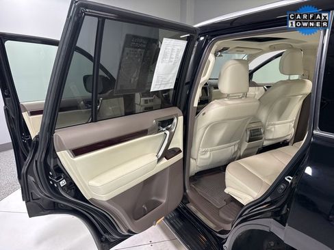 Used 2018 Lexus GX 460 image 24