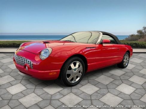 Used 2002 Ford Thunderbird Deluxe image 4