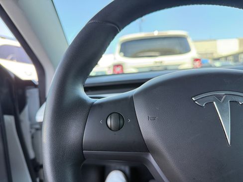 Used 2019 Tesla Model 3 Long Range AWD/4WD image 18