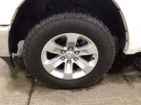 Used 2020 RAM 1500 Laramie w/ Off Road Group image 6