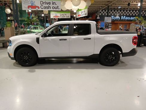 Used 2024 Ford Maverick XLT w/ XLT Luxury Package AWD/4WD image 12