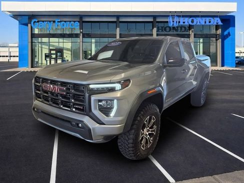 Used 2023 GMC Canyon AT4 w/ AT4 Premium Package AWD/4WD image 4
