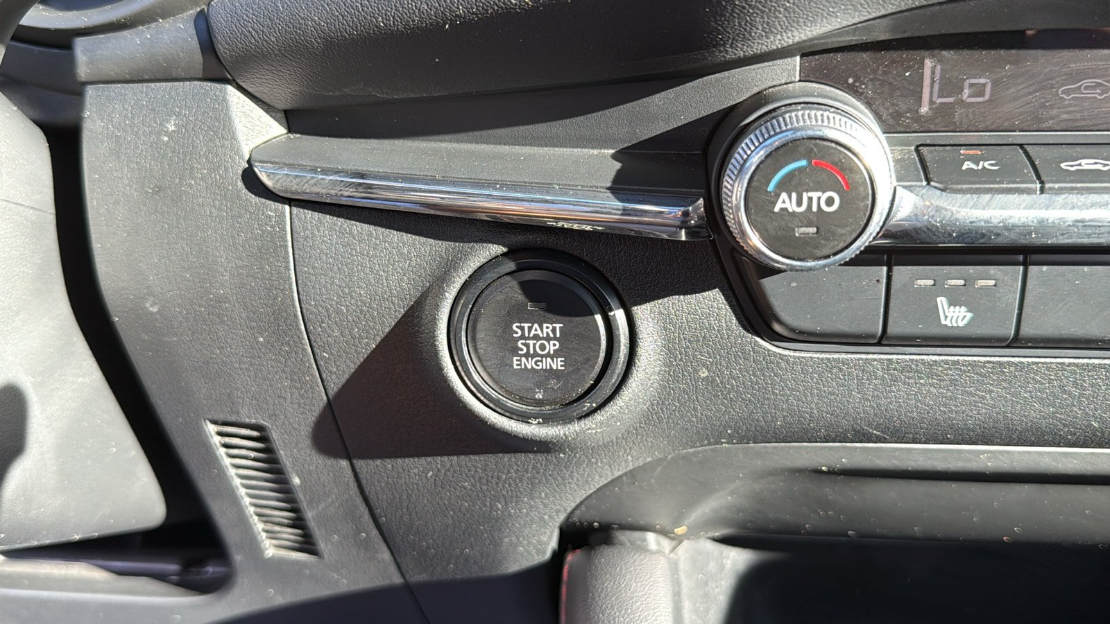 Used 2024 MAZDA MAZDA3 s AWD/4WD image 19