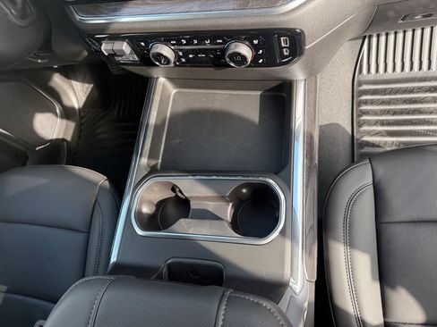 New 2025 Chevrolet Silverado 2500 LTZ w/ LTZ Convenience Package image 47