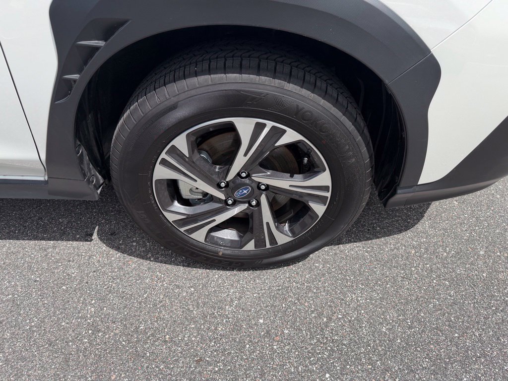 Used 2026 Subaru Crosstrek 2.5i Premium AWD/4WD image 4