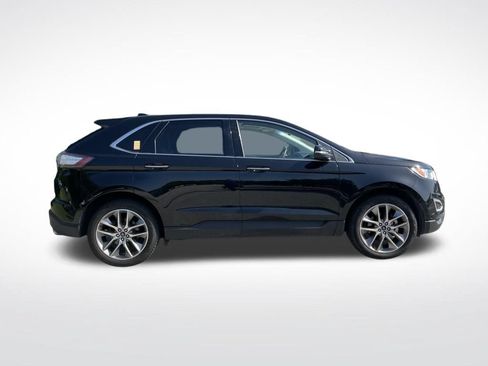 Used 2018 Ford Edge Titanium w/ Equipment Group 302A FWD image 4