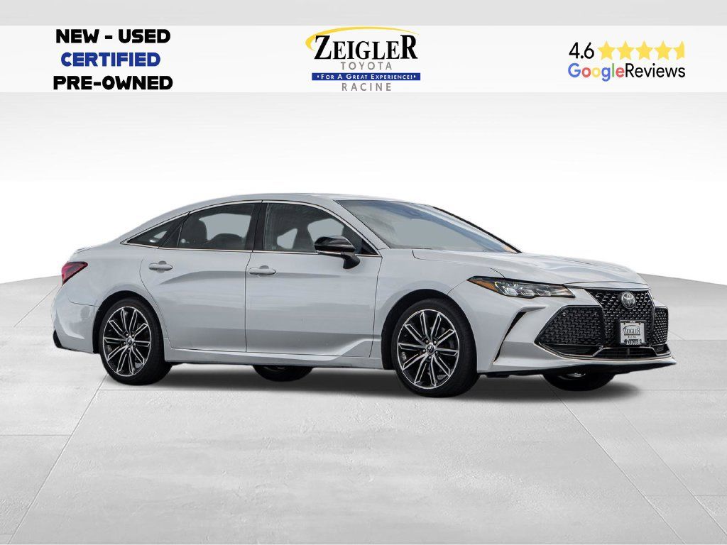 Used 2019 Toyota Avalon XSE w/ All Weather Liner Package FWD image 1