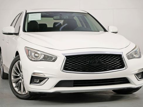 Used 2019 INFINITI Q50 Luxe w/ Cargo Package (L96) image 2