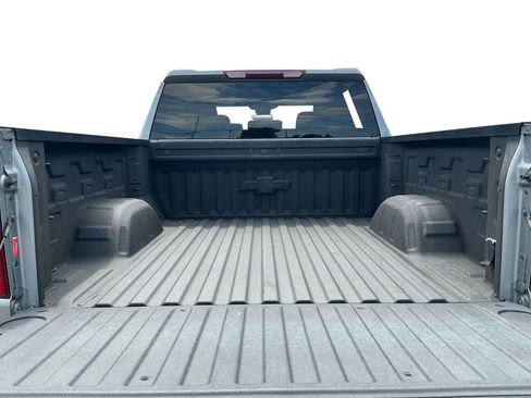 Used 2024 Chevrolet Silverado 1500 Custom Trail Boss w/ Dark Appearance Package AWD/4WD image 24