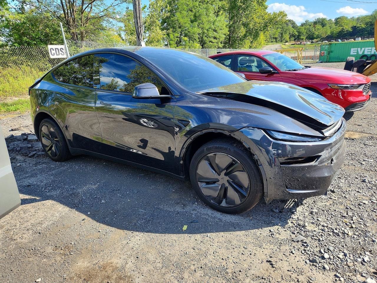 Used 2026 Tesla Model Y AWD image 1