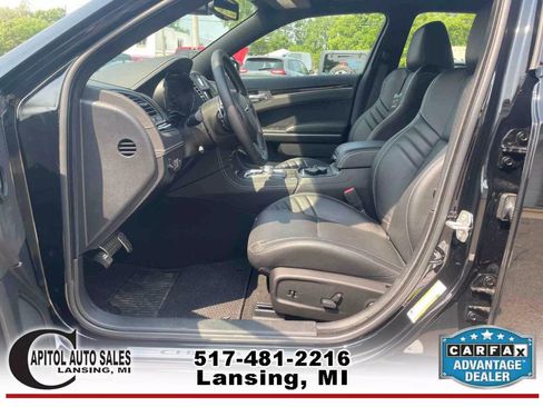 Used 2023 Chrysler 300 C image 19