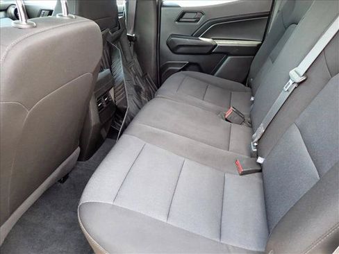 Used 2024 Chevrolet Colorado Trail Boss w/ Advanced Trailering Package AWD/4WD image 6