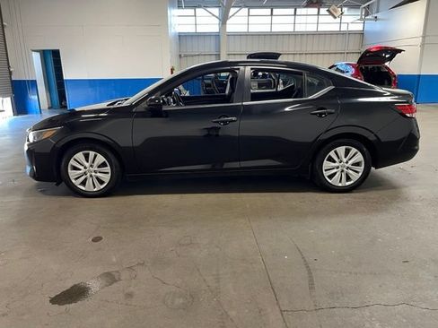 Used 2024 Nissan Sentra S FWD image 6