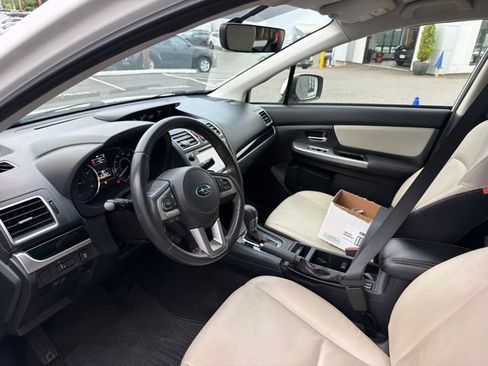 Used 2017 Subaru Crosstrek 2.0i Limited w/ Popular Package #2 AWD/4WD image 4