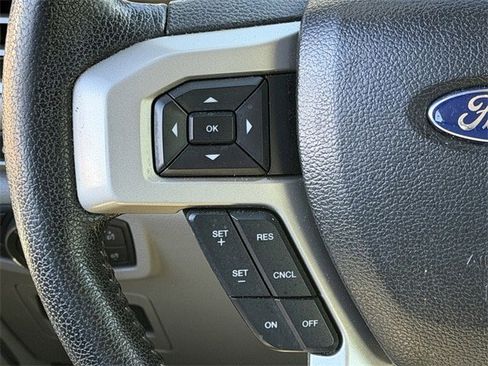 Used 2016 Ford F150 Lariat image 15