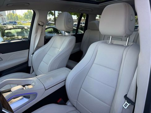 Certified 2022 Mercedes-Benz GLS 450 4MATIC image 13