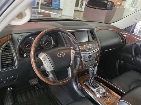 Used 2018 INFINITI QX80 4WD w/ Driver Assistance Package image 11