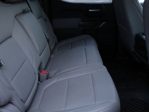 Used 2021 Chevrolet Silverado 1500 LT Trail Boss w/ Convenience Package II image 17