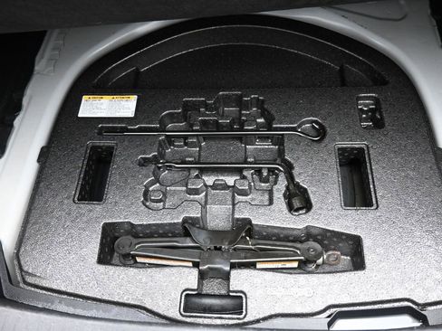 Certified 2020 Toyota Corolla SE image 22