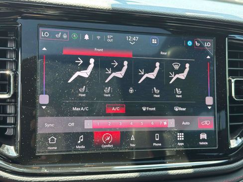Used 2023 Dodge Durango GT AWD/4WD image 23