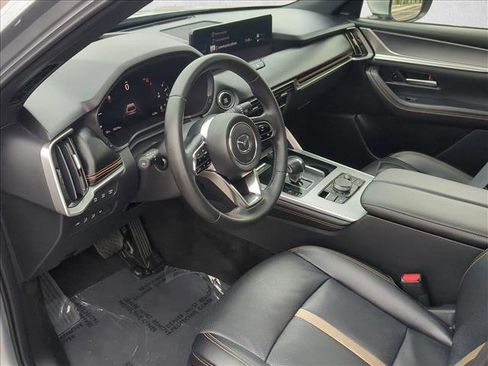 Used 2025 MAZDA CX-90 3.3 Turbo w/ Premium Plus Pkg image 10
