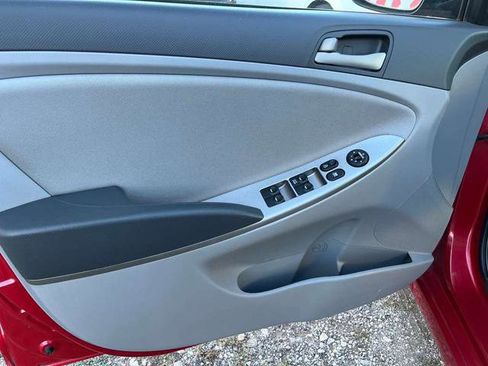 Used 2017 Hyundai Accent SE image 15