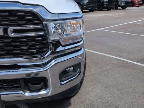 Used 2024 RAM 2500 Big Horn AWD/4WD image 11