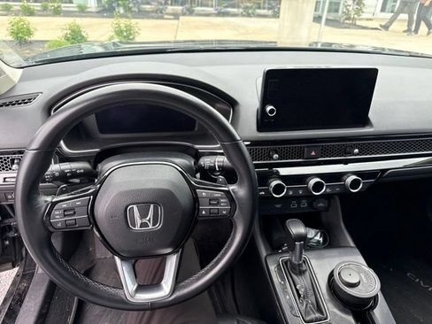 Used 2022 Honda Civic Touring image 20