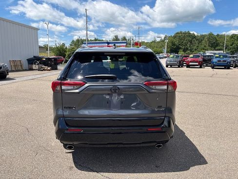 Used 2025 Toyota RAV4 SE w/ Weather & Moonroof Package AWD/4WD image 6