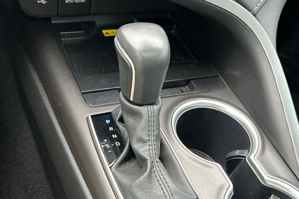 Used 2024 Toyota Camry XLE w/ Cold Weather Package FWD image 25