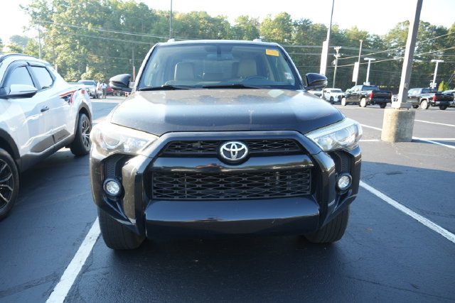 Used 2018 Toyota 4Runner SR5 Premium RWD image 5
