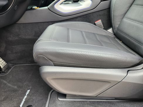 New 2025 Mercedes-Benz GLS 580 4MATIC image 25