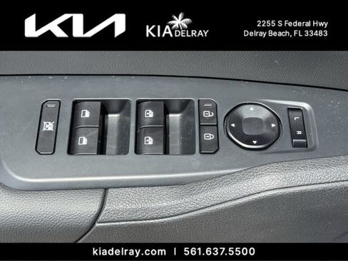 Used 2026 Kia Sportage EX w/ EX Panorama Roof Package FWD image 16