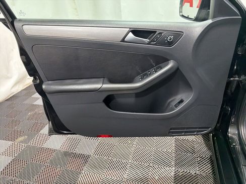 Used 2014 Volkswagen Jetta TDI FWD image 21