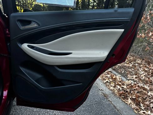 Used 2017 Buick Envision Preferred image 12