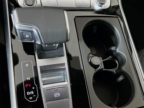 New 2026 Audi Q8 Premium Plus image 19