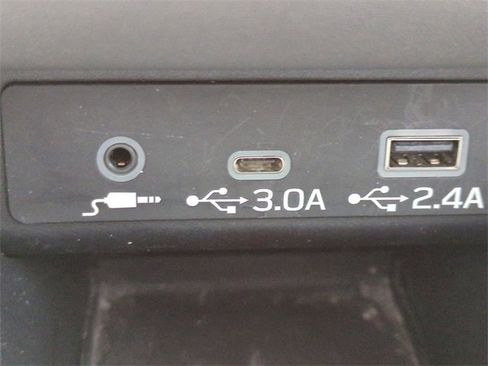 Used 2023 Subaru Outback Onyx Edition image 21