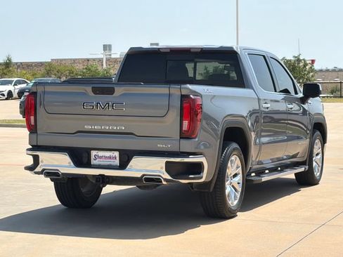 Used 2022 GMC Sierra 1500 SLT AWD/4WD image 8