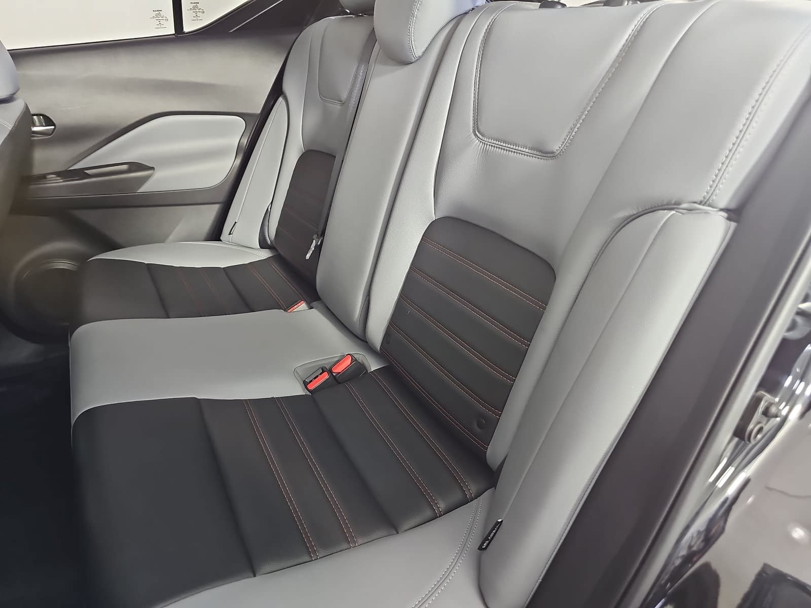 Used 2022 Nissan Kicks SR w/ Premium Package FWD image 13