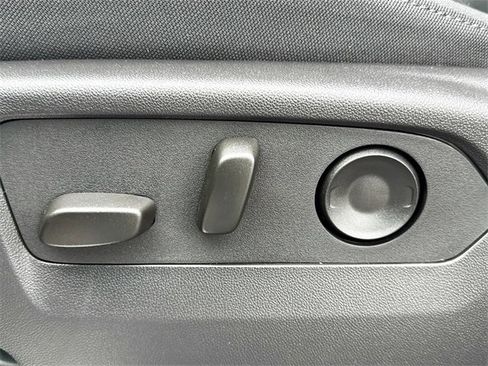 New 2026 Chevrolet Silverado 1500 LT image 22