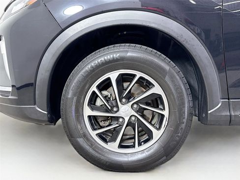 Used 2020 Mitsubishi Eclipse Cross ES image 26